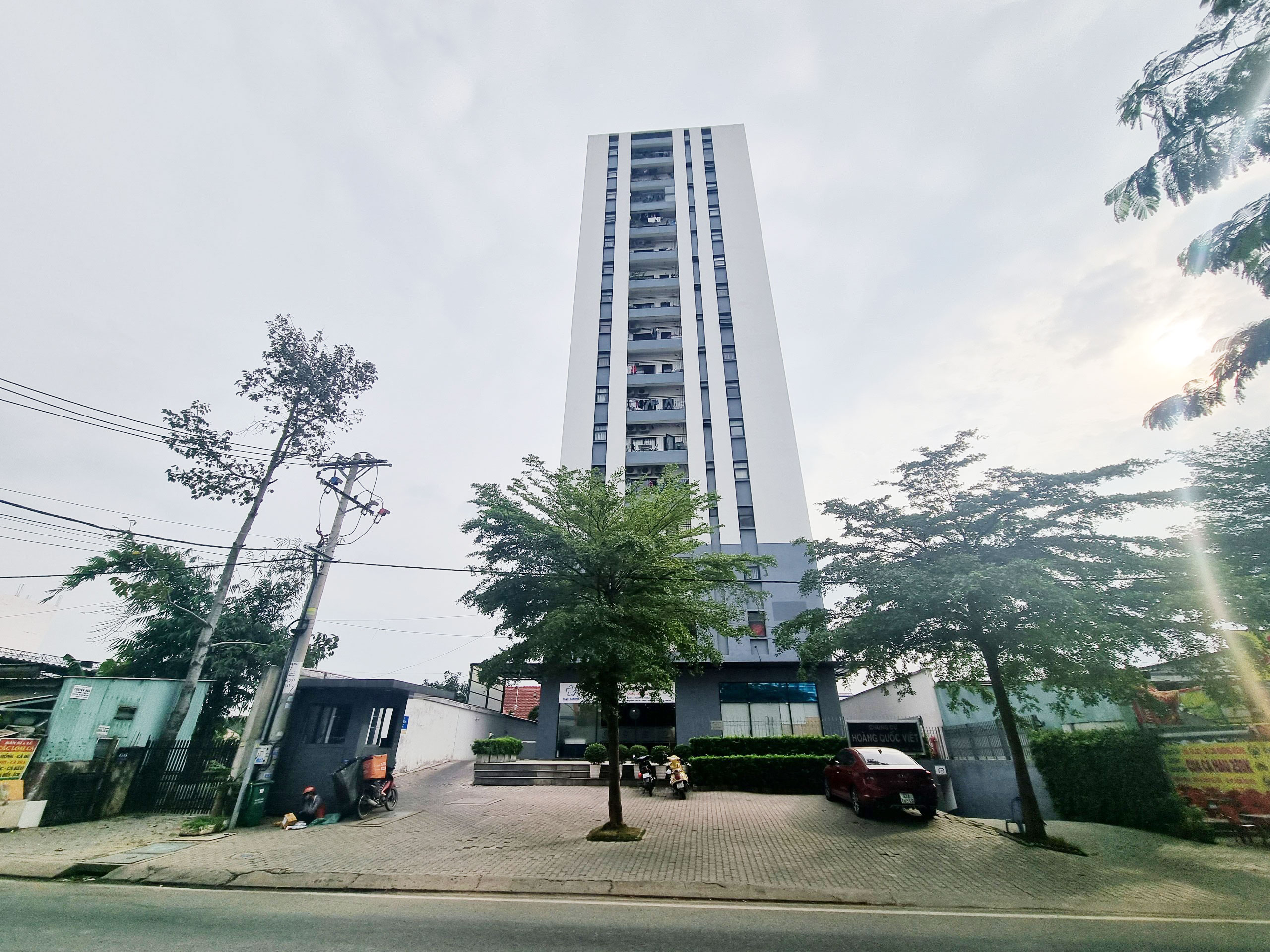 BÁN CĂN GÓC HOÀNG QUỐC VIỆT, QUẬN 7 - SỔ HỒNG RIÊNG, GIÁP PHÚ MỸ HƯNG