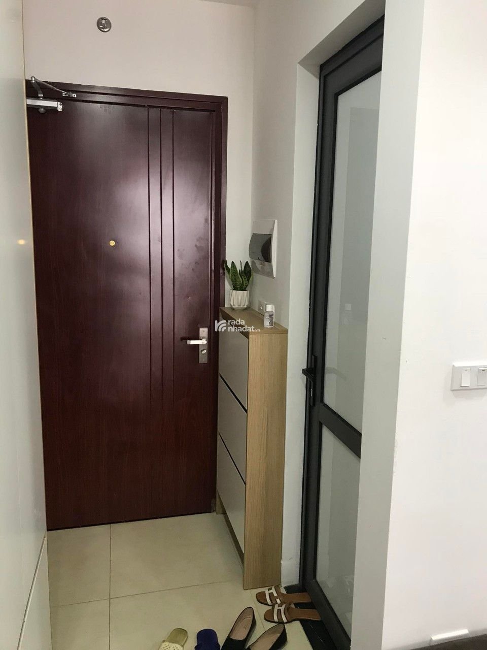 cho thuê chung cư 282 Nguyễn Huy Tưởng, 70m, 2 phòng ngủ, đủ đồ 13 triệu