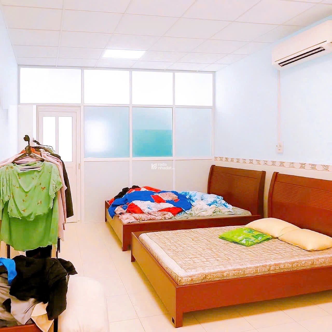 Bán nhà hẻm xe hơi Cách Mạng Tháng Tám, QUẬN 10, Sổ vuông vức 4 x 14 m, Giá 13,2 tỷ