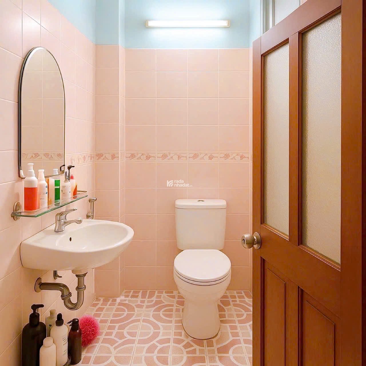 Bán nhà hẻm xe hơi Cách Mạng Tháng Tám, QUẬN 10, Sổ vuông vức 4 x 14 m, Giá 13,2 tỷ