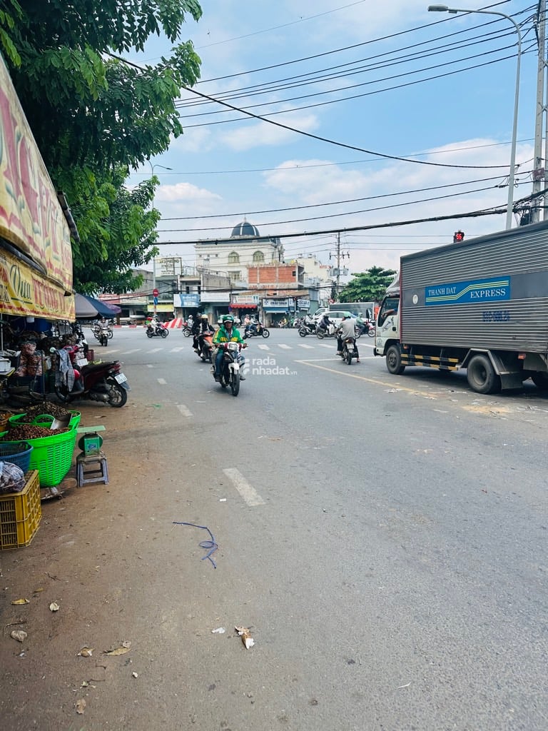 MTKD-CHỢ ĐẦU MỐI HÓC HÔN- DT 77M2-NỞ HẬU-GIÁ 15,9 TỶ