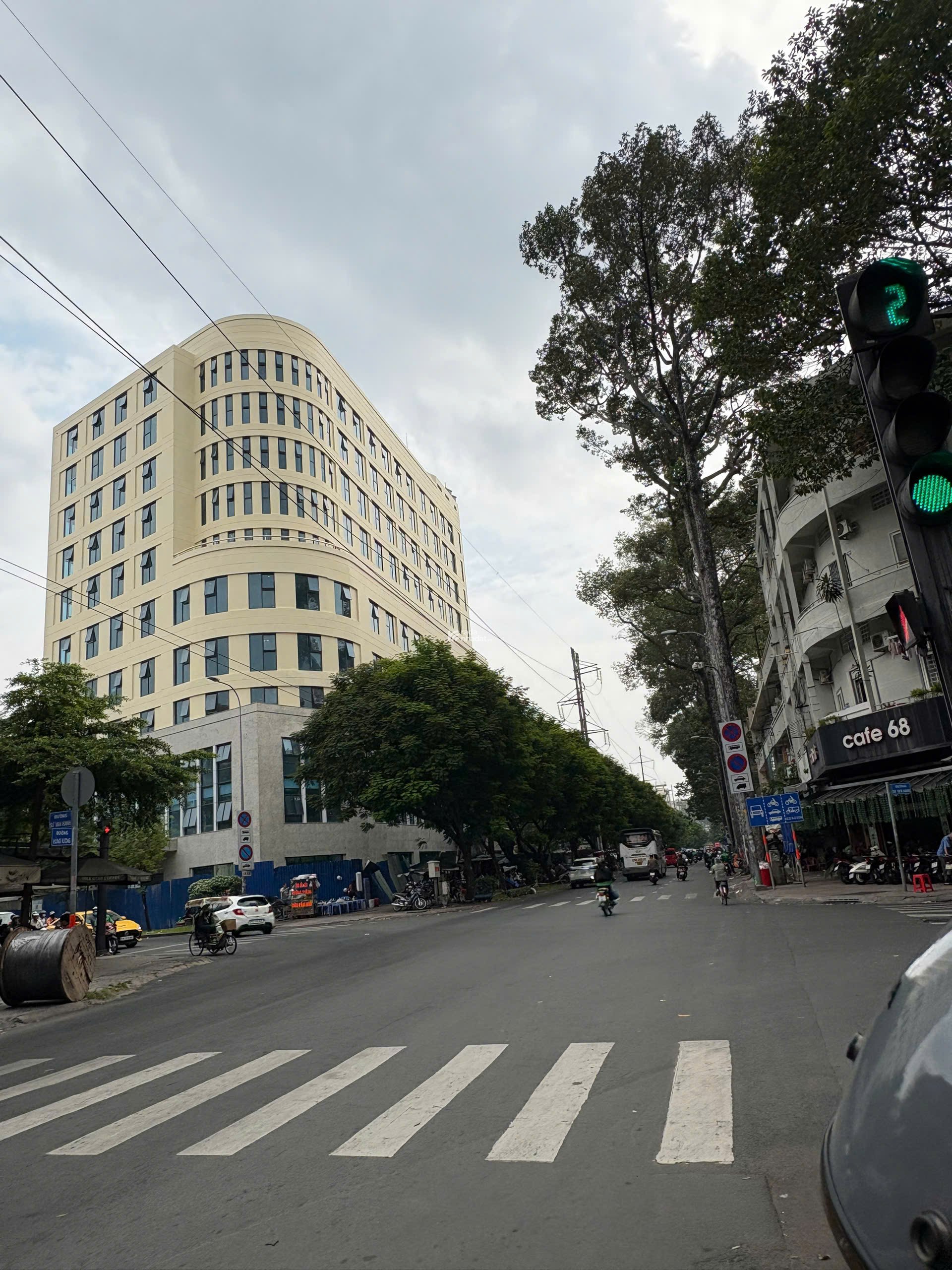 Bán cho thuê nhà mặt tiền Hùng Vương - có hẻm nội bộ phía sau - 19.5 Tỷ 