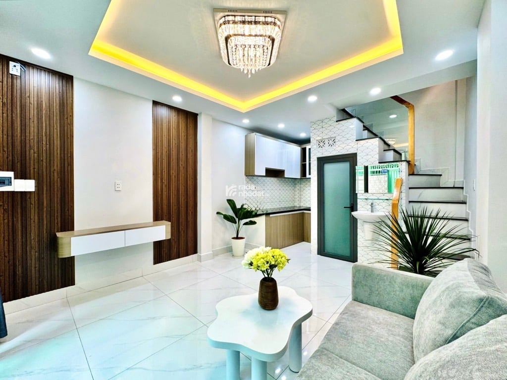 HẺM XE HƠI BÙI ĐÌNH TÚY, BÌNH THẠNH, 3 TẦNG MỚI Ở NGAY. GIẢM 350TR CHỈ CÒN 4.25T TL 