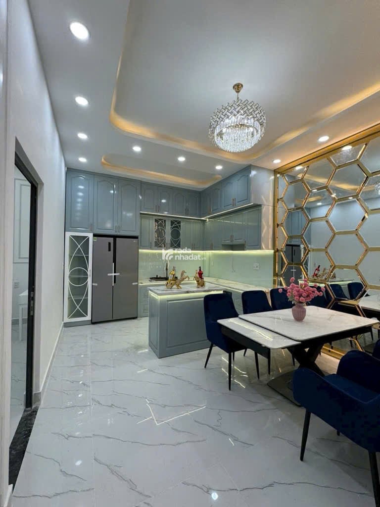 Biệt thự cạnh PMH - Nguyễn Lương Bằng Q7 -119 MV - ngang 8M - full nội thất - nhỉnh 8T TL