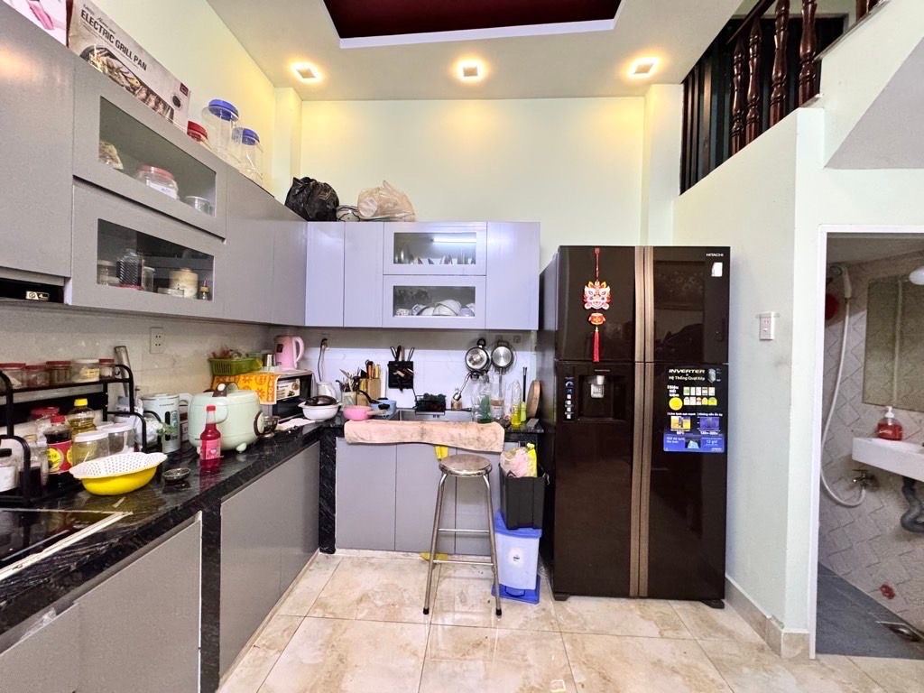 VIP BỜ KÈ TRƯỜNG SA - SAU LƯNG CĂN MẶT TIỀN - 41M2 - 4TẦNG - 5PN - MỚI ĐẸP Ở NGAY 