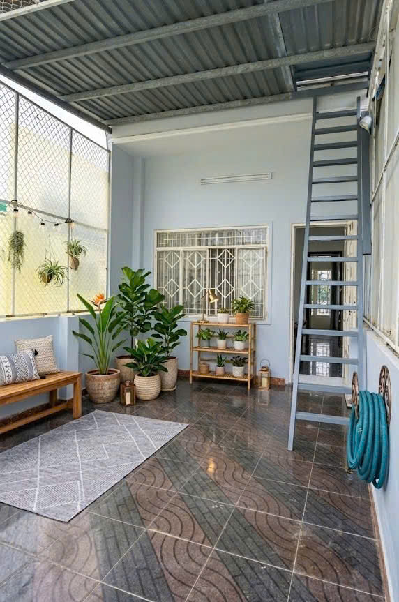 Bán nhà mặt tiền Chấn Hưng, QUẬN TÂN BÌNH, (gần Cách Mạng Tháng 8),4 x 18 m, giá 22.9 tỷ