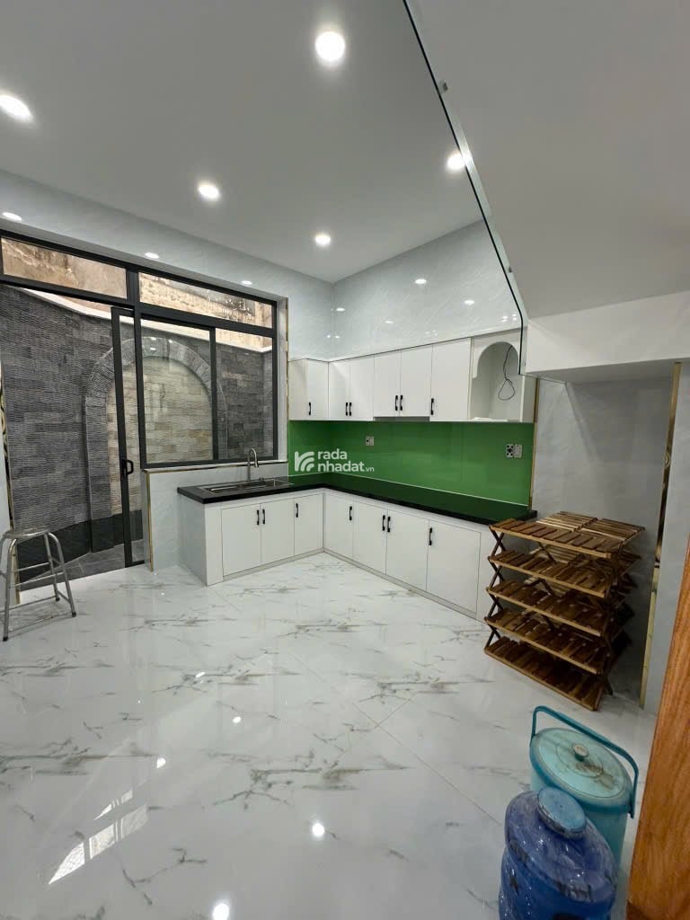 Bán Nhà Liên Khu 10-11 - 62m2 - 4 Tầng - Ngang 8m - An Ninh - Xe hơi đổ cửa - Chỉ 7.150 Tỷ