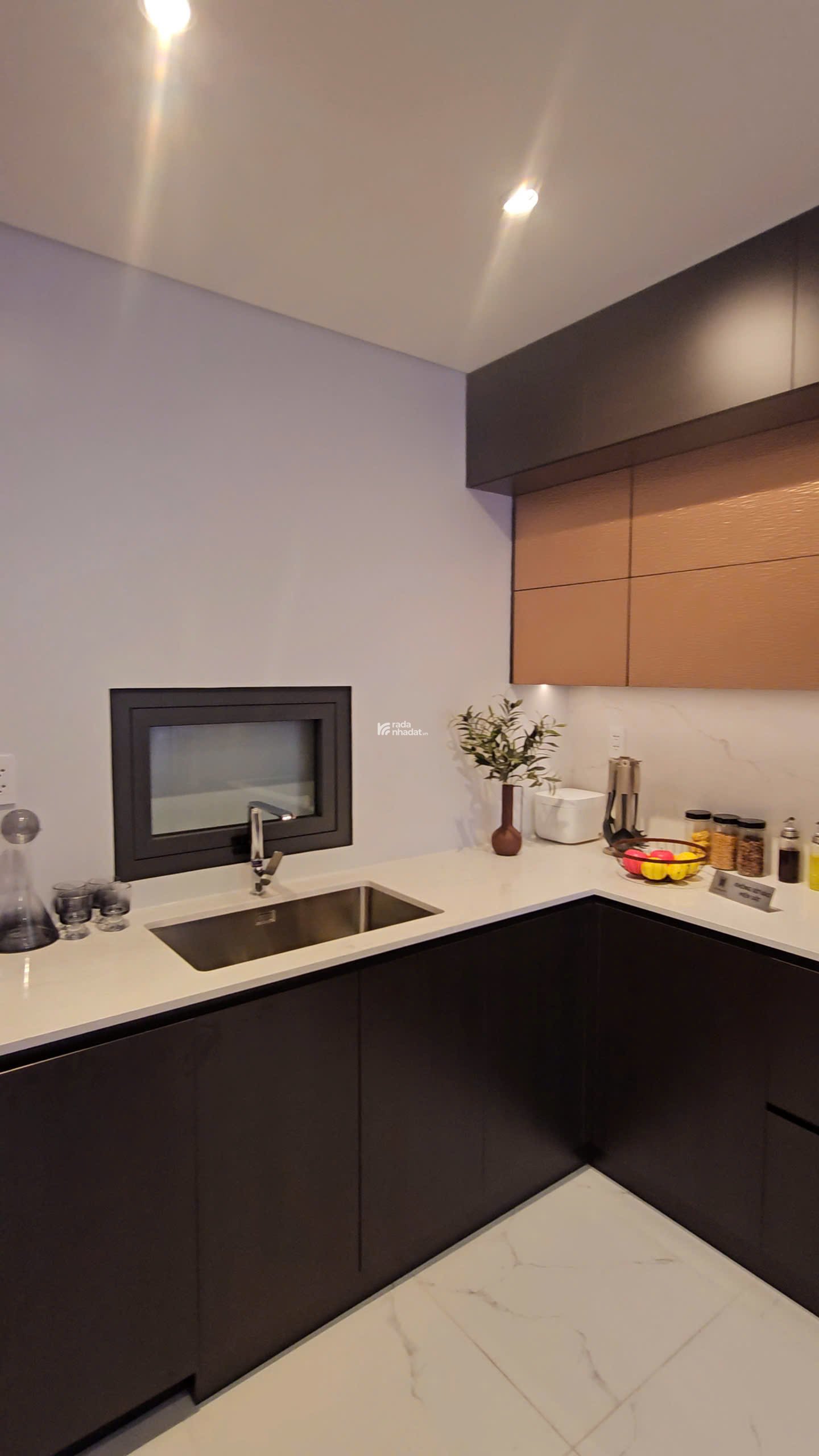 HOT!! CĂN HỘ CAO CẤP 2PN 50M2 BÀN GIAO ĐỦ NỘI THẤT TRẺ TRUNG, HIỆN ĐẠI