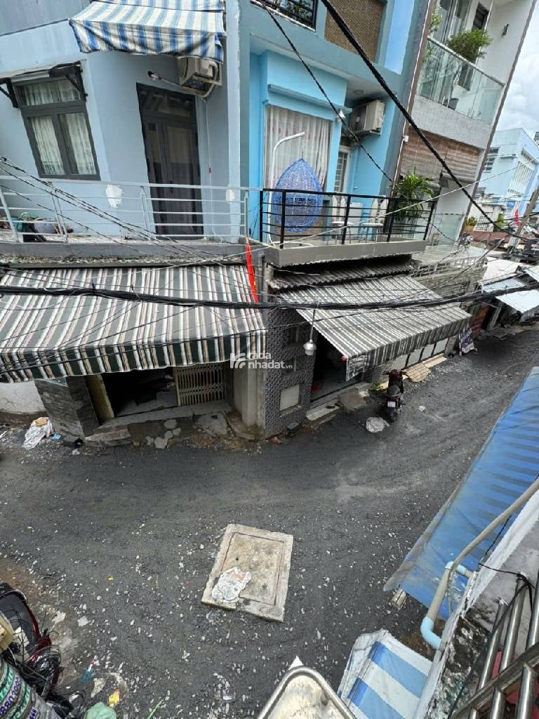 HẺM XE HƠI KHU BÀU CÁT, ÂU CƠ TÂN BÌNH, CÓ KC Ở NGAY. GIẢM 550TR CHỈ CÒN 2.5T TL 