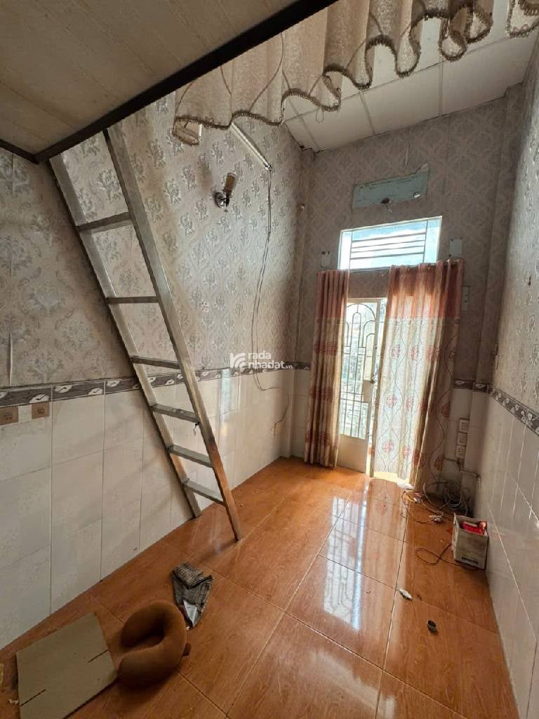 HẺM XE HƠI KHU BÀU CÁT, ÂU CƠ TÂN BÌNH, CÓ KC Ở NGAY. GIẢM 550TR CHỈ CÒN 2.5T TL 