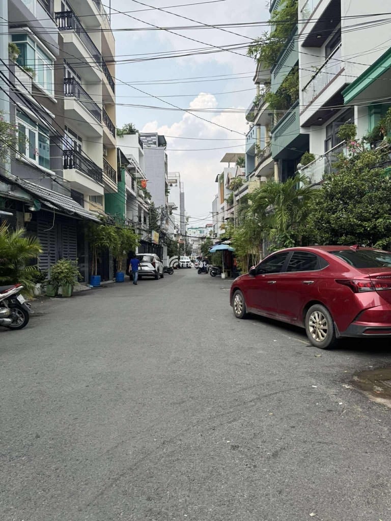 NHÀ ĐẸP - 2 TẦNG - 40m2 - HXH THÔNG THOÁNG - TẠ QUANG BỬU-GIÁ SIÊU HỜI