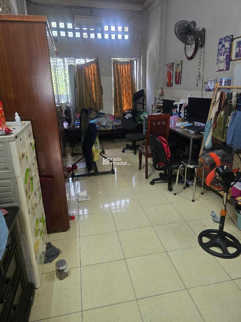 MẶT TIỀN KINH DOANH-MINH PHỤNG PHƯỜNG 10 QUẬN 11 -DT: 40M2- 12 TỶ 8