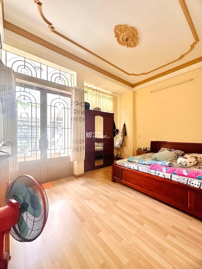 Hẻm xe hơi Cách Mạng Tháng 8 - dt sổ 60m2 (5x12 vuông vức) - 3 tầng BTCT - 9.2 tỷ