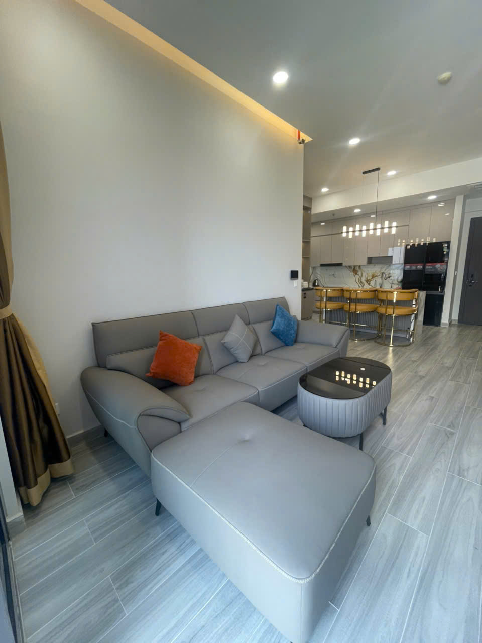 cho thuê căn hộ 2PN2WC - 22 triệu/tháng -Full NT Cao Cấp - Celesta Rise