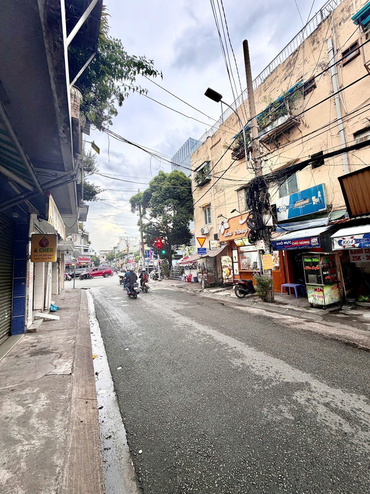 MTKD PHÙNG VĂN CUNG, PHÚ NHUẬN, 4 TẦNG KINH DOANH CỰC ĐẸP. GIẢM 350TR CHỈ 9.1T TL