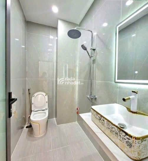 NHÀ ĐẸP GIÁ NGỘP ĐƯỜNG HẬU GIANG, TÂN BÌNH/ DT 51,4M2/ GIÁ 4 TỶ 190TR/ SHR CHÍNH CHỦ