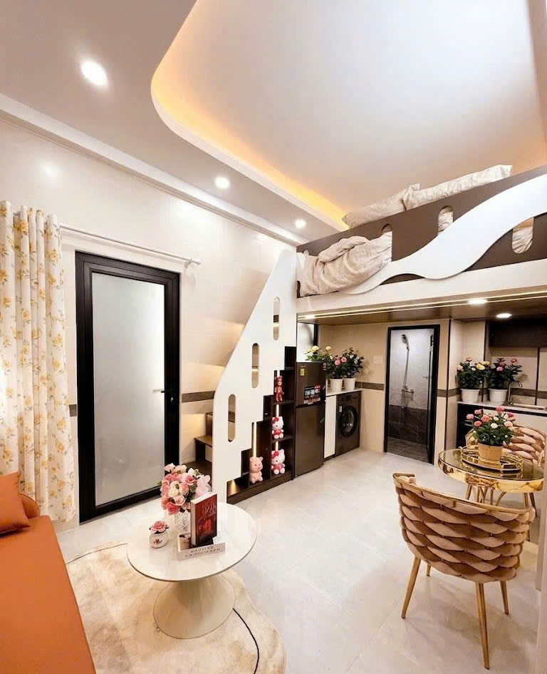 CHDV Quận Phú Nhuận , Duy Tân , 90 m2 , Doanh thu 1.2 tỷ , 18.5 tỷ