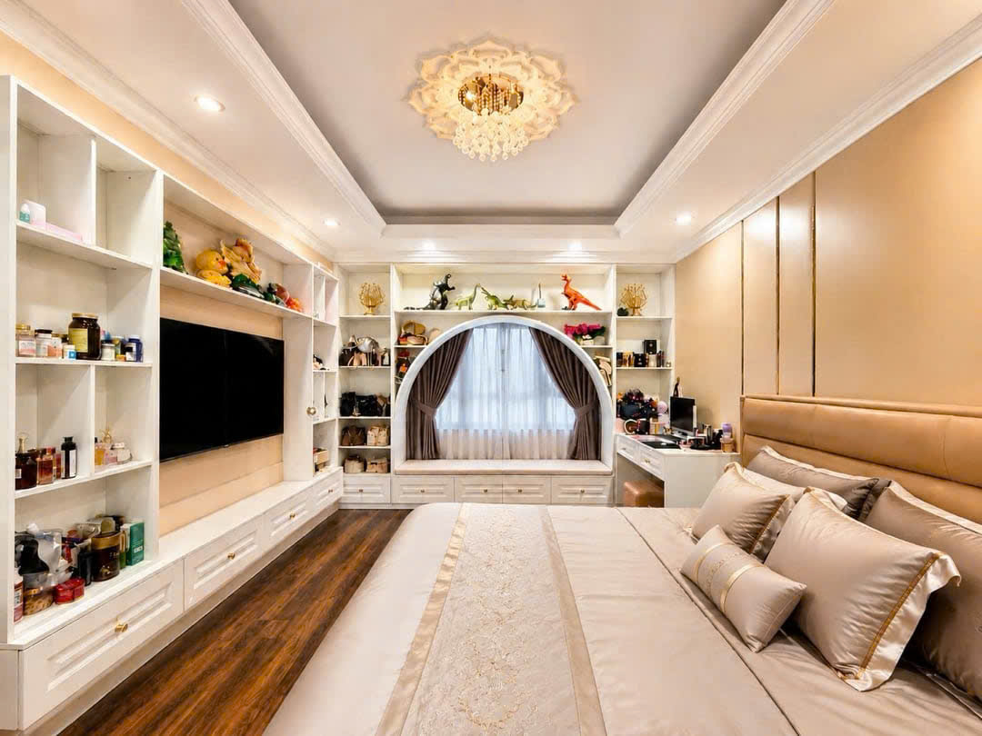 BÁN CHUNG CƯ CAO CẤP GOLDMARK CITY - 135m2 - 3 NGỦ-TẶNG FULL NỘI THẤT- 2 SLOT Ô TÔ