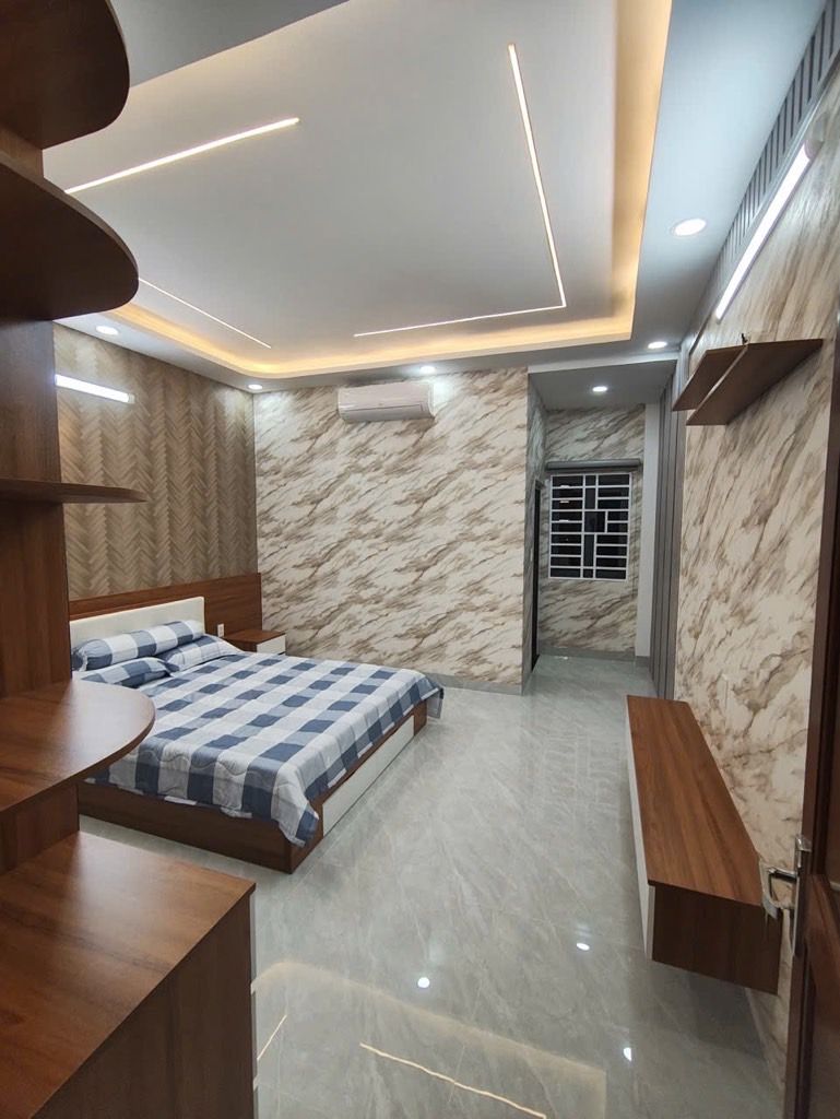 NHÀ MỚI ĐẸP - 5 TẦNG BTCT - THANG MÁY - GẦN SÁT MẶT TIỀN - THIÊT KẾ HIỆN ĐẠI - NỘI THẤT CAO CẤP.