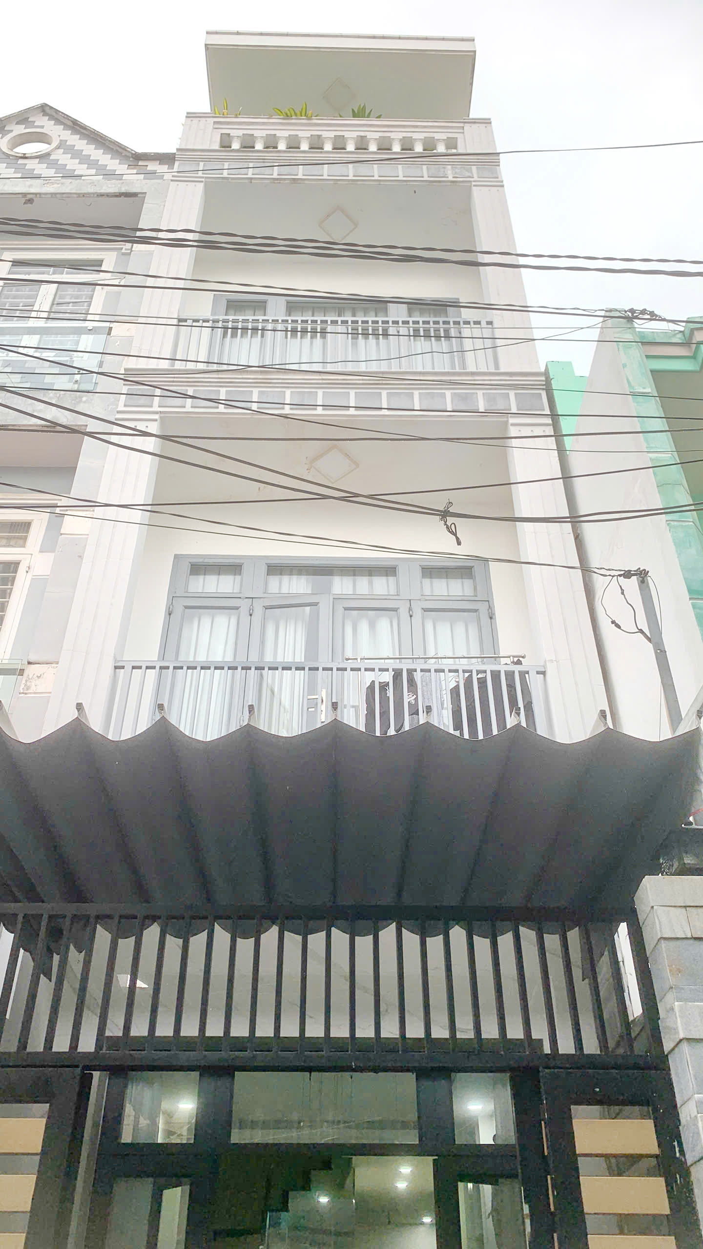 Bán nhà đẹp 2 lầu 4PN gần MT Phạm Thế Hiển Phường 4 Quận 8