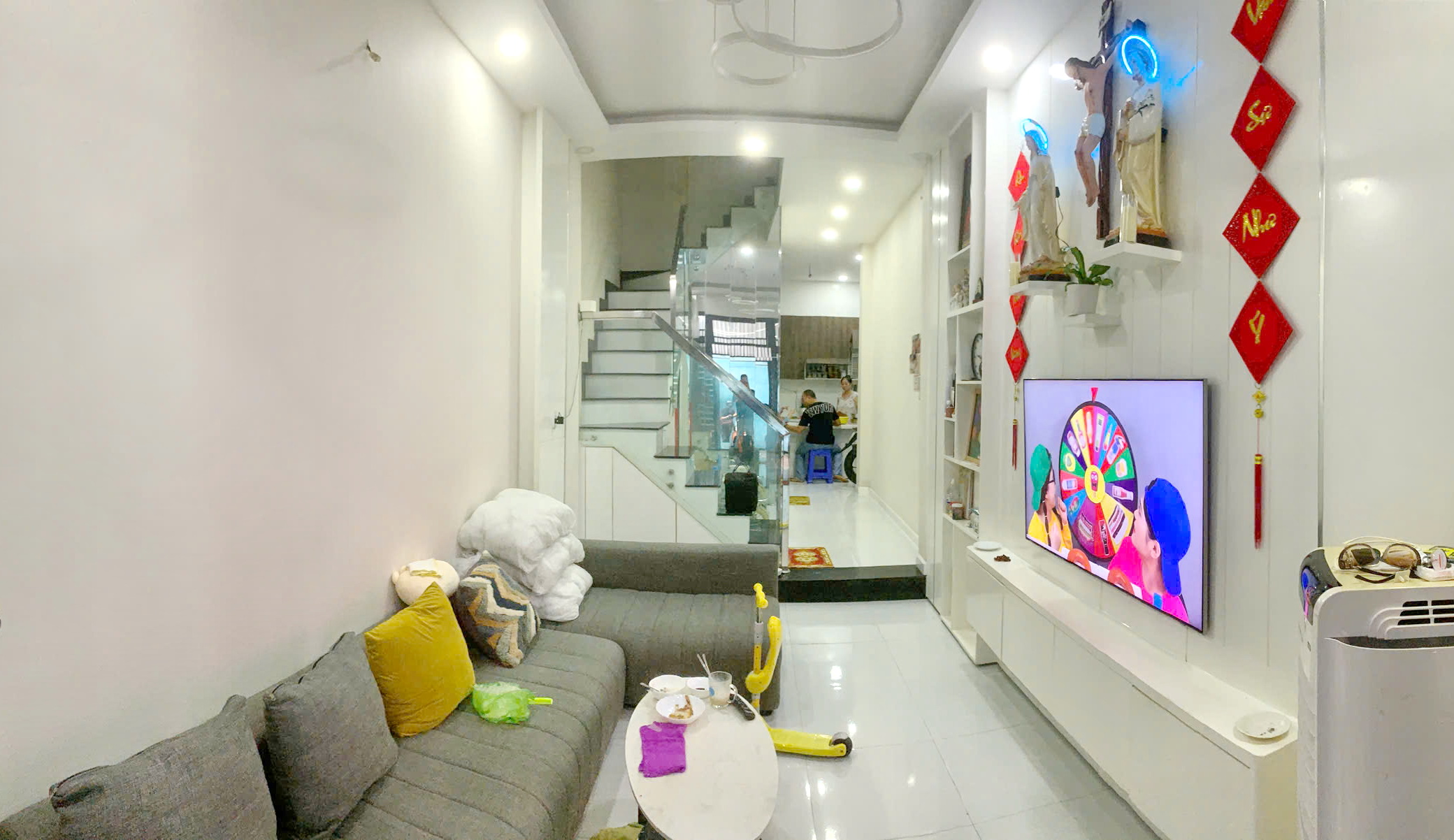 Bán nhà đẹp 2 lầu 4PN gần MT Phạm Thế Hiển Phường 4 Quận 8