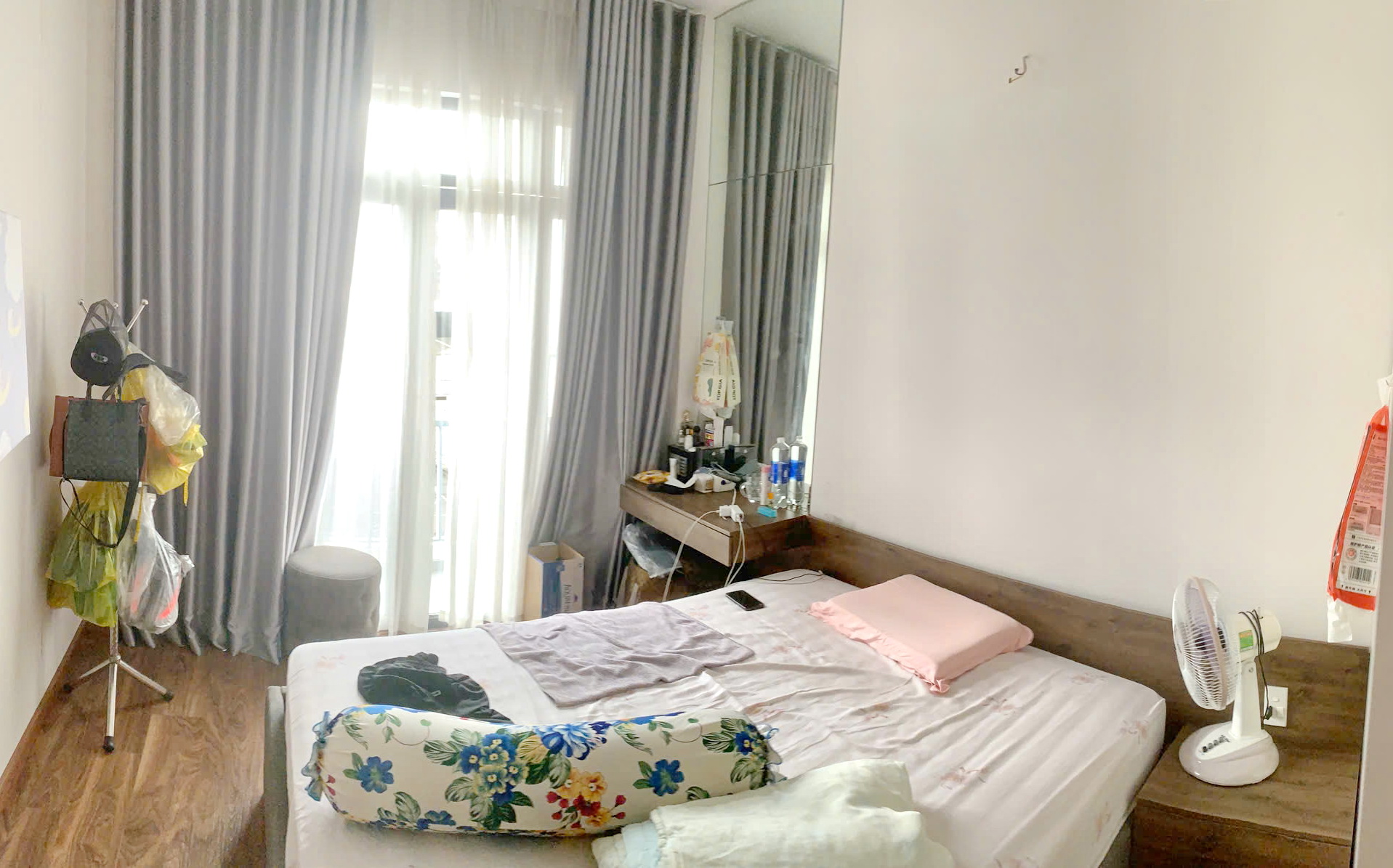 Bán nhà đẹp 2 lầu 4PN gần MT Phạm Thế Hiển Phường 4 Quận 8