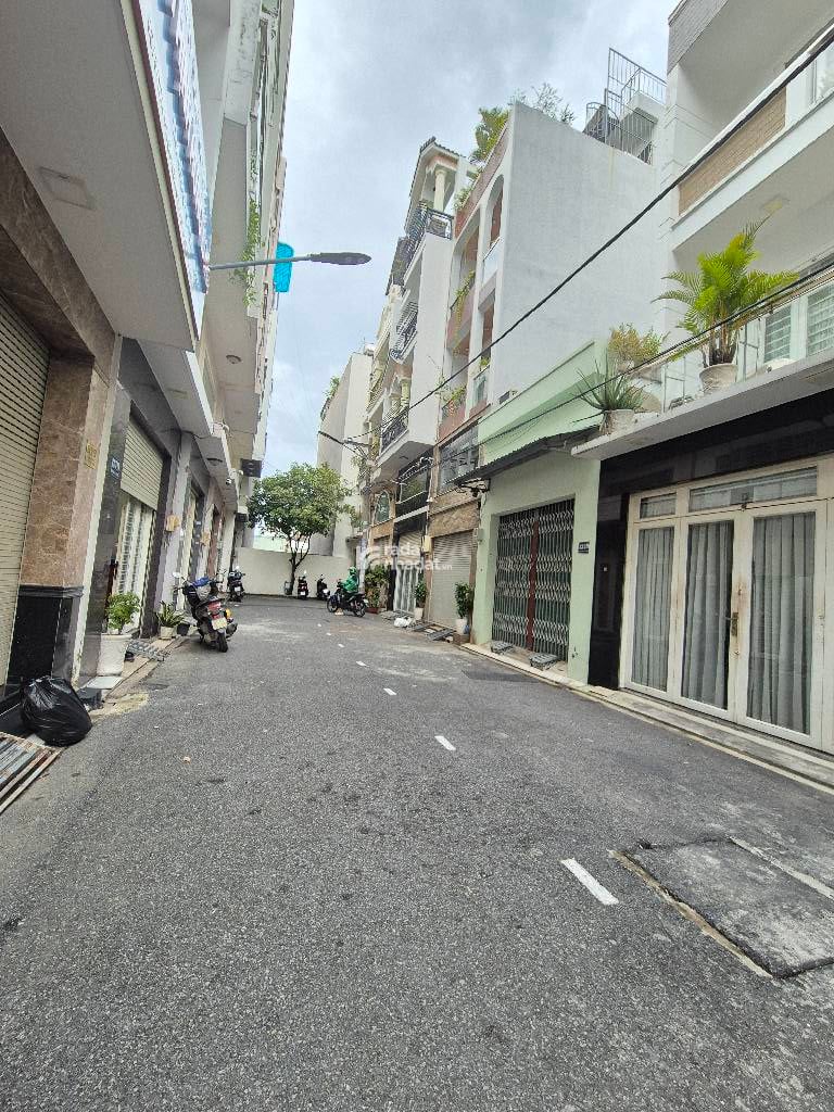 HẺM 5M ĐẸP. PHẠM VĂN BẠCH, TÂN BÌNH, 60M2 CÓ KC Ở NGAY. GIẢM 350TR CHỈ 10.5T TL 