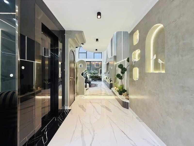 SIÊU PHẨM MẶT TIỀN KINH DOANH – THANG MÁY KỊCH NÓC – GẦN EMART 2 – NGUYỄN TƯ GIẢN P12 GÒ VẤP