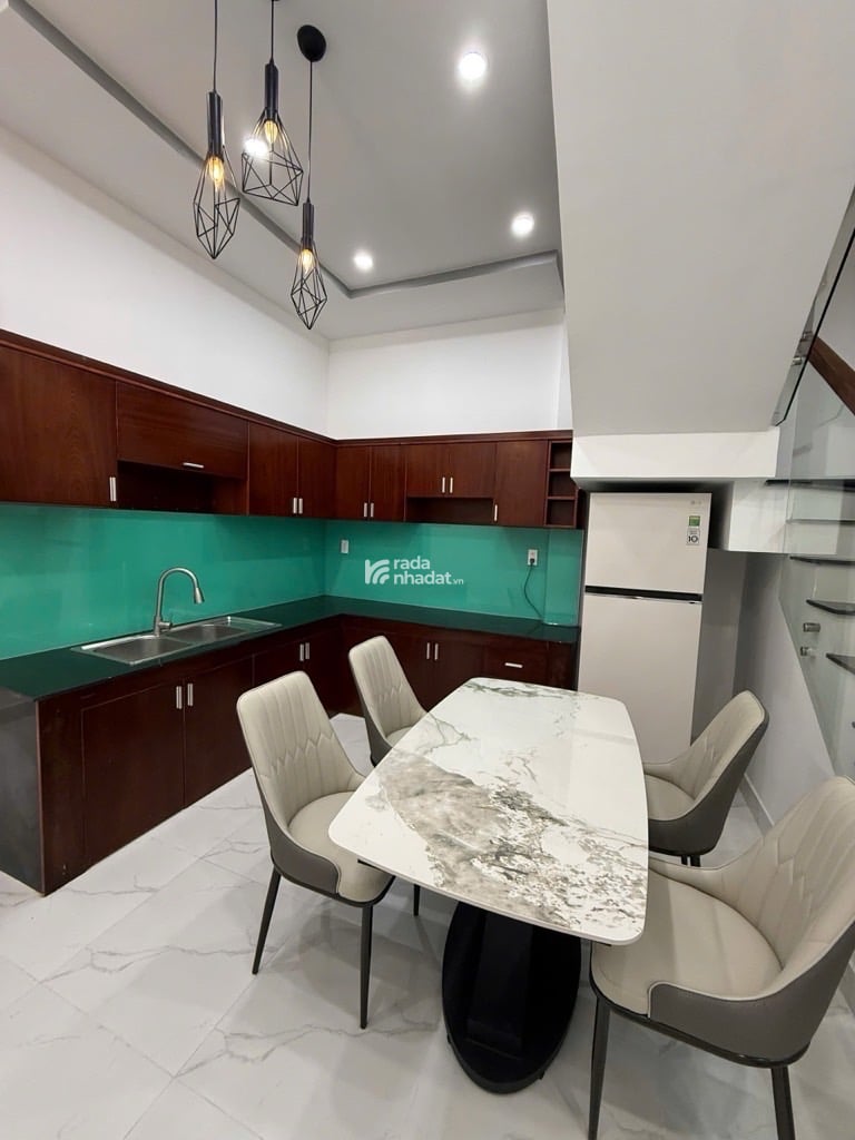 Bán Nhà 3 Tầng ST Mới Xây, HXH Lò Lu, Q9, Giá 5,4 Tỷ