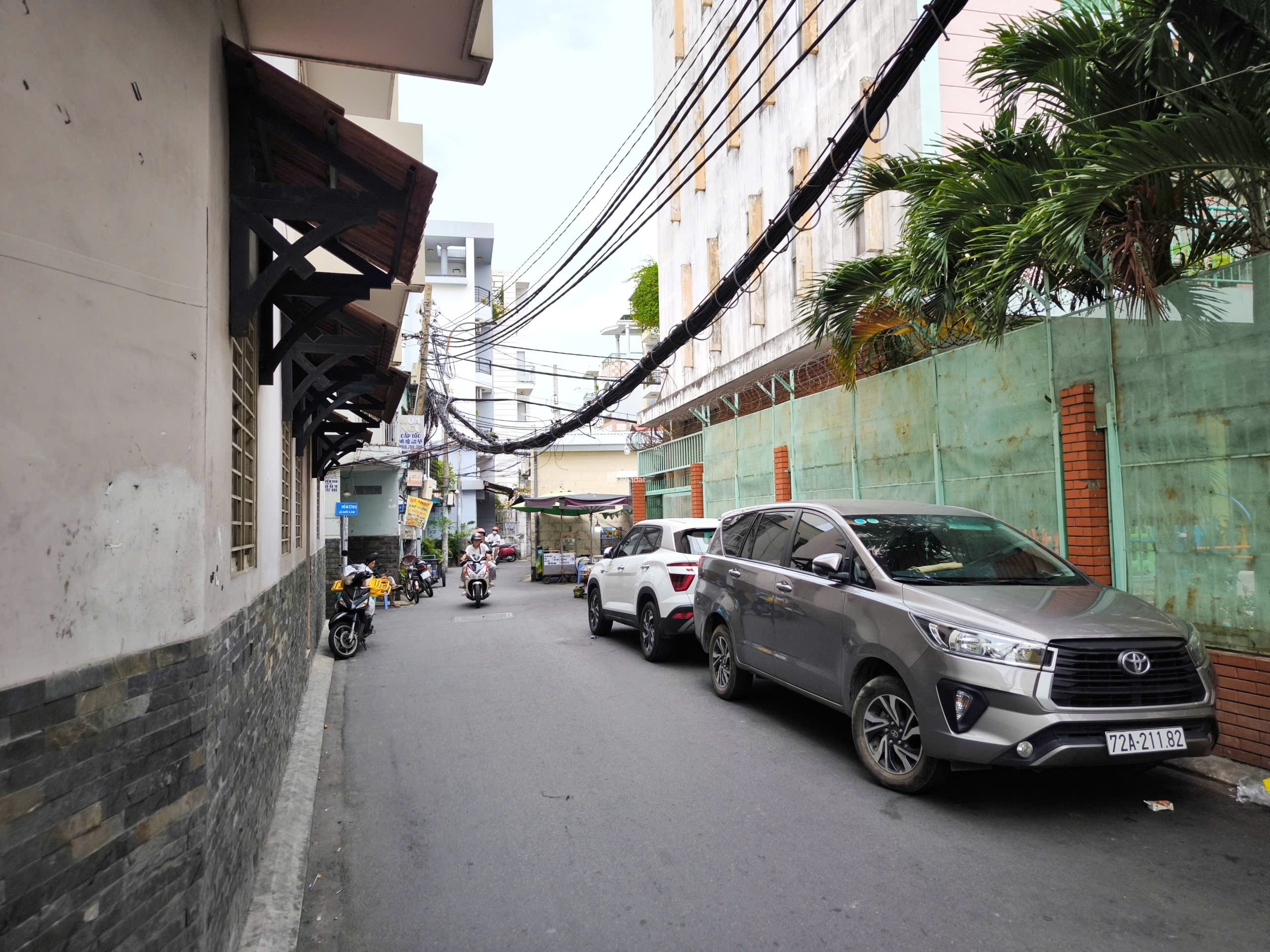 HÀNG KÍN, SIÊU HIẾM! KHU ĐƯỜNG HOA - PHAN XÍCH LONG VÀI BƯỚC RA HXH LỚN 37M2 ĐẤT - 4 TẦNG BTCT