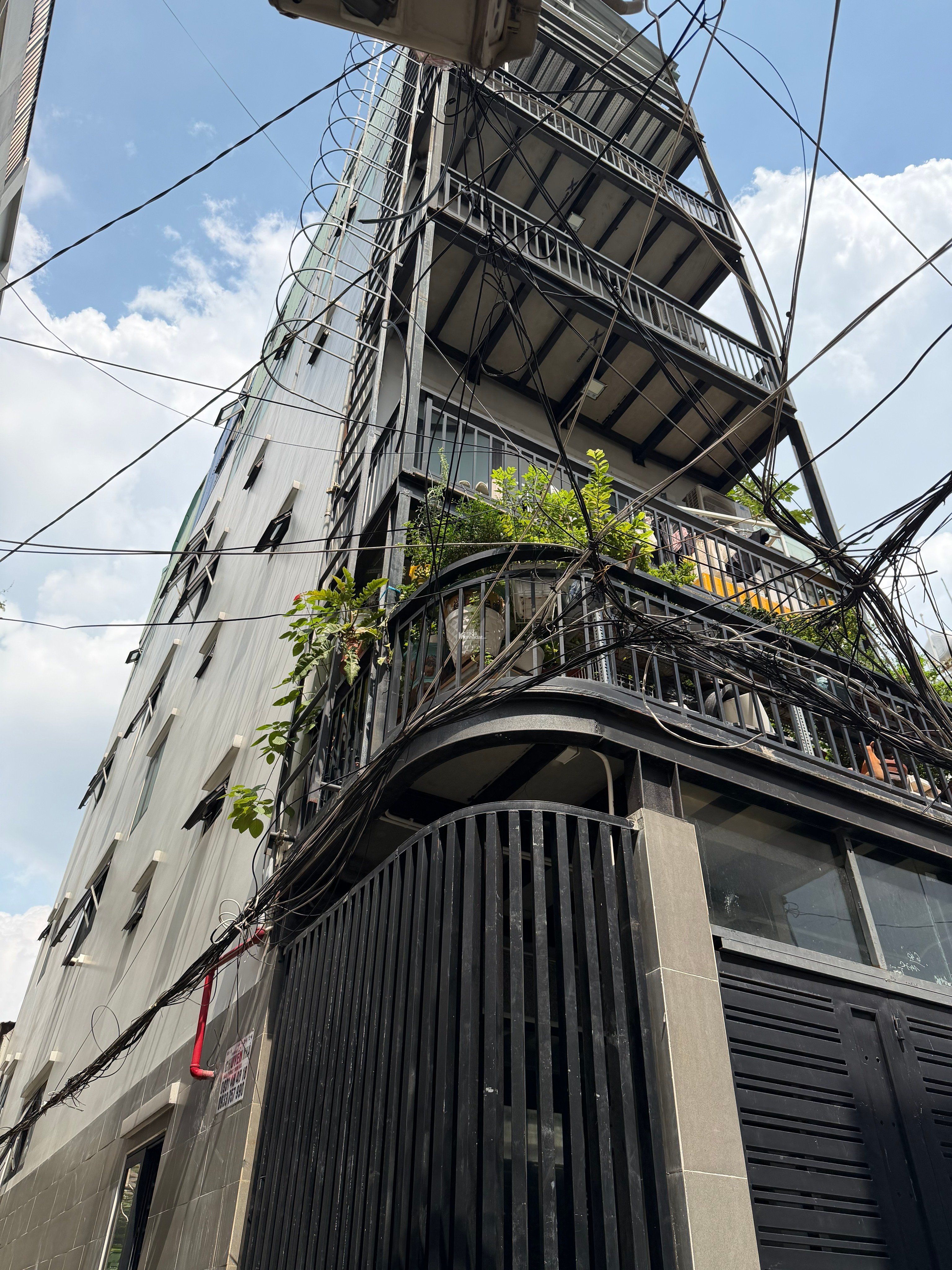 PHAN ĐĂNG LƯU - 14 CHDV 6 TẦNG 75m2 (4.316.5) - DÒNG TIỀN THUÊ KHOÁN 60TR/THÁNG - 17 TỶ