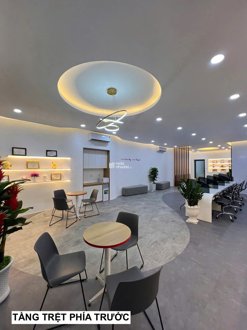 CHO THUÊ NHÀ NGUYÊN CĂN MẶT TIỀN ĐƯỜNG THỐNG NHẤT 
