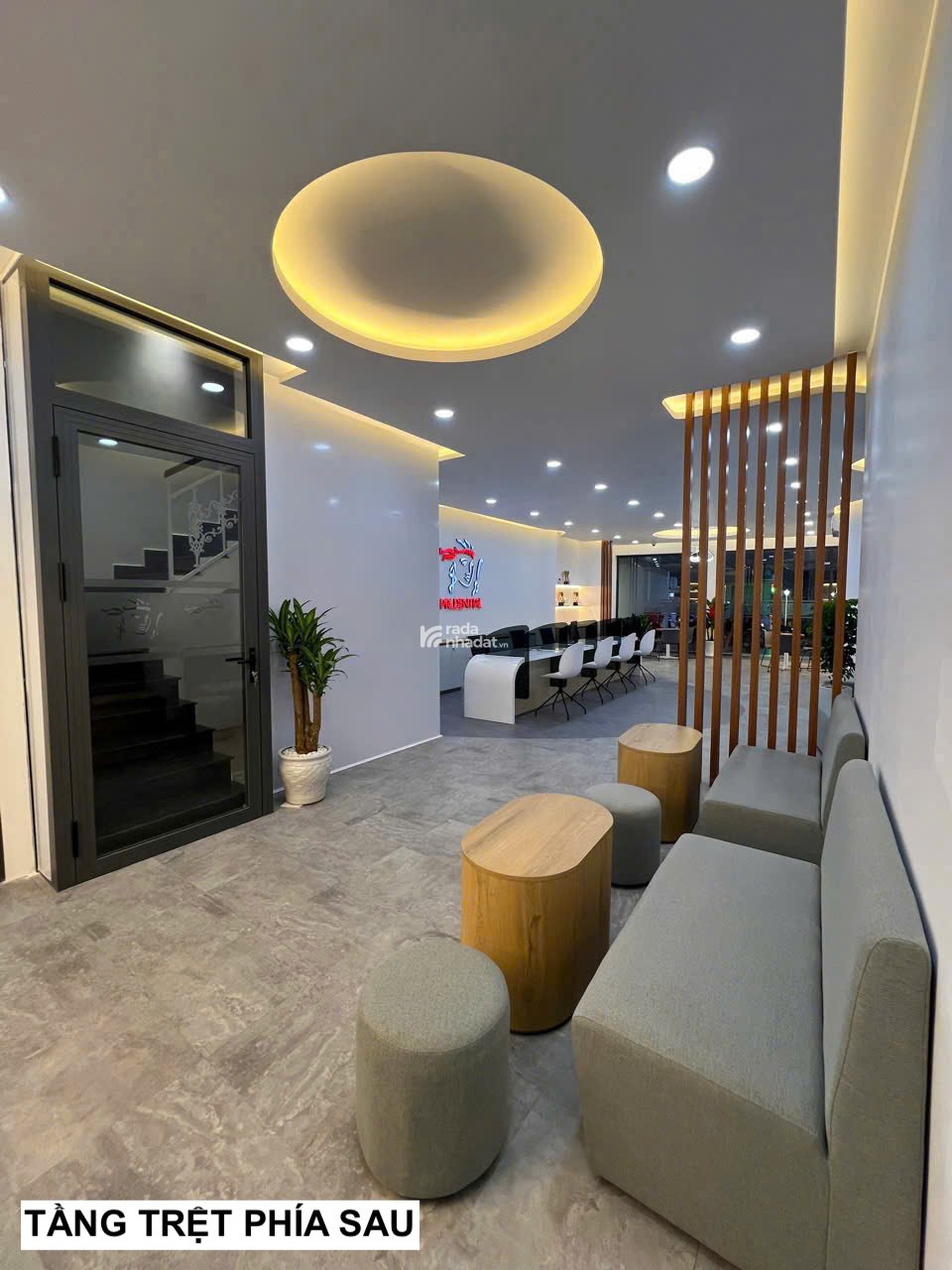 CHO THUÊ NHÀ NGUYÊN CĂN MẶT TIỀN ĐƯỜNG THỐNG NHẤT 
