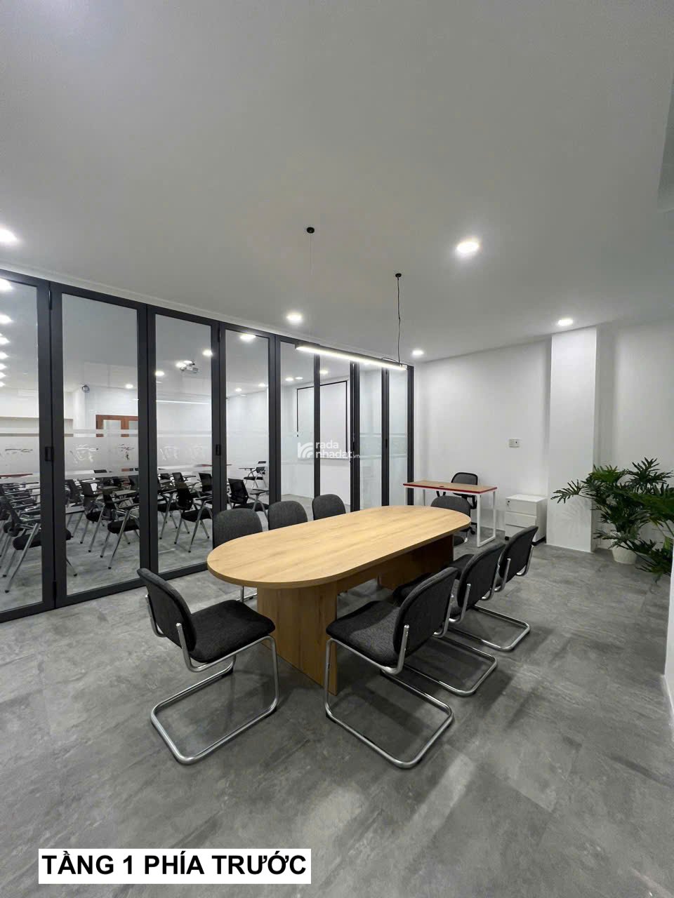 CHO THUÊ NHÀ NGUYÊN CĂN MẶT TIỀN ĐƯỜNG THỐNG NHẤT 
