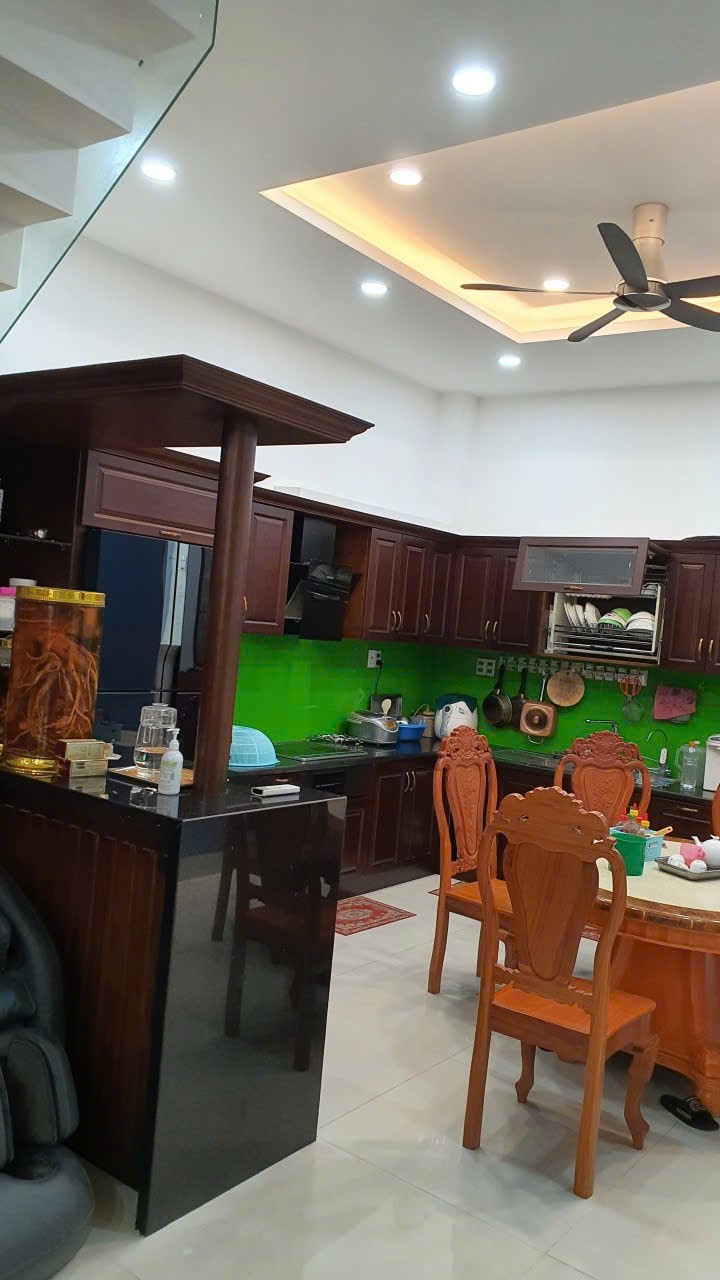 Bán nhà khu dân cư cao cấp Centana Điền Phúc Thành