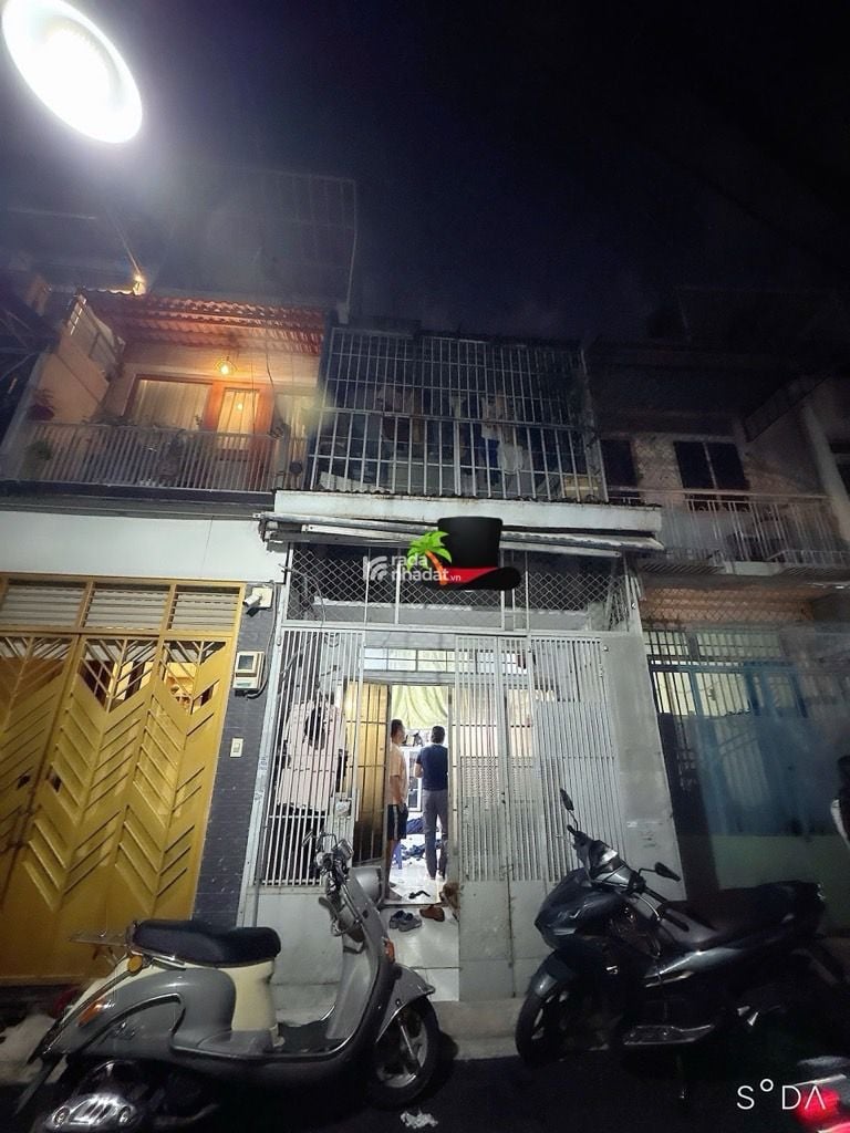 HẺM NHỰA - XE HƠI THÔNG - NHÀ 3 TẦNG- ÂU CƠ- TÂN PHÚ-DT: 31M2- 3 TỶ 8