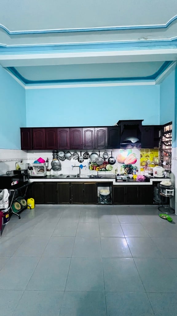 KHU CƯ XÁ TỰ DO, HXH CÁCH MẠNG THÁNG 8, TÂN BÌNH, 205M2 Ở NGAY. GIẢM 350TR CHỈ CÒN 43.5T TL