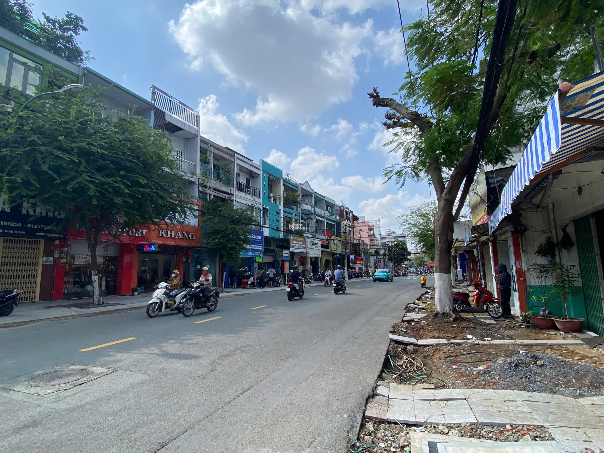 Khuôn đất hiếm 125m ( 8,5 x  18 ) HXH  đường Phạm Văn Hai, Tân Bình. Gía chỉ 16,8 tỷ TL.