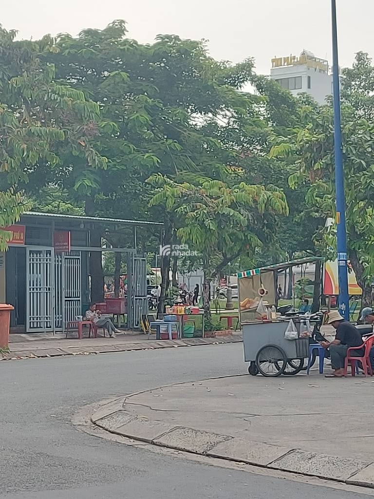 BÁN NHÀ LÊ TRỌNG TẤN 160M2 9.5 TỶ 8X20M 19TRTHÁNG BÌNH HƯNG HÒA BÌNH TÂN