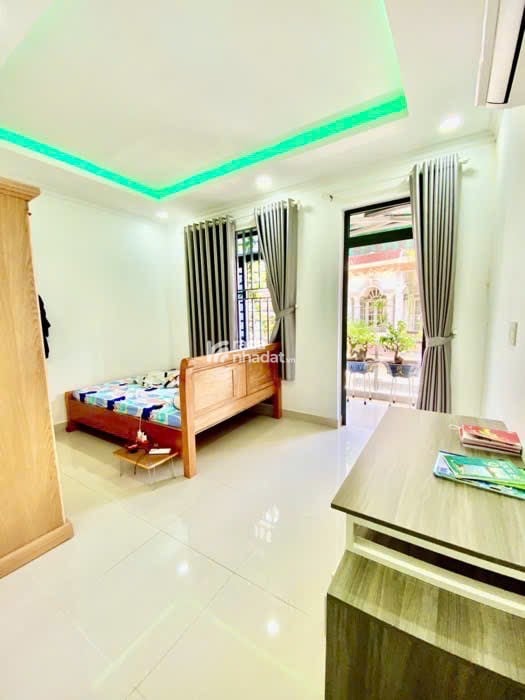  VƯỜN LÀI SUÝT 80M2 – HXH - ĐÚC BTCT 5 TẦNG – 5 PN – 6WC - HOÀN CÔNG ĐỦ – NỘI THẤT CAO CẤP