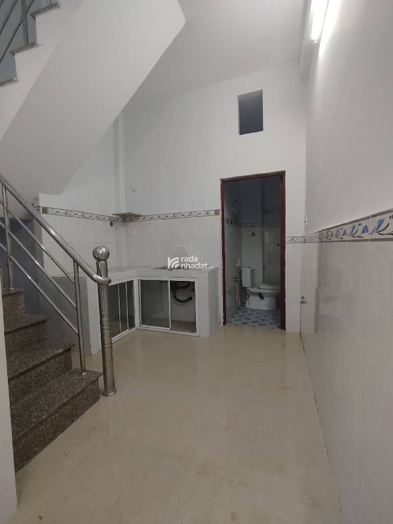 BÁN NHÀ BÌNH ĐÔNG QUẬN 8 35M2 2.X TỶ SHR SÁT MẶT TIỀN 