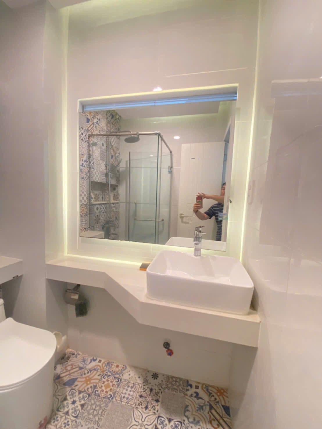 BÁN GẤP!!! Nhà Đào Duy Từ Q10 giá 4TỶ5, HXH, SHR, LH ngay