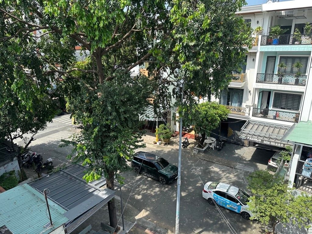 NHÀ 4 TẦNG - 143M2 (5.9*25) - 6PN - ĐƯỜNG RỘNG 20M - GẦN AEON MALL TÂN PHÚ - 18.X TỶ