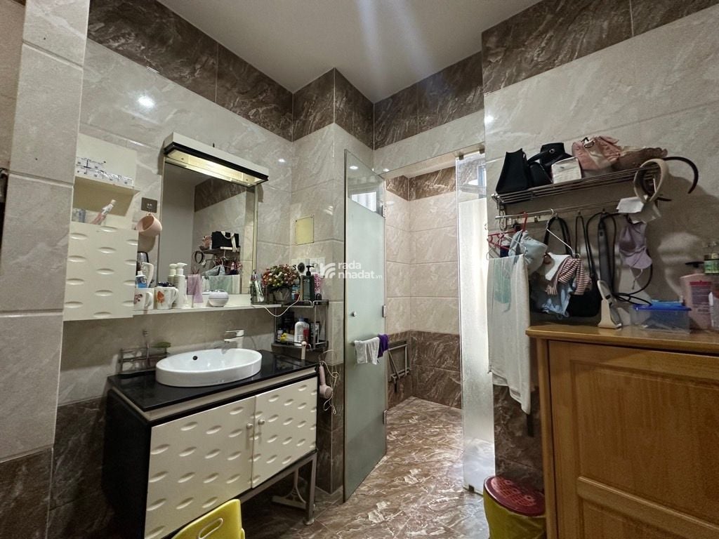 NHÀ 4 TẦNG - 143M2 (5.9*25) - 6PN - ĐƯỜNG RỘNG 20M - GẦN AEON MALL TÂN PHÚ - 18.X TỶ