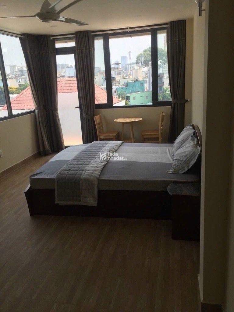  Kết cấu gồm Hầm, lửng, 3 lầu, sân thượng, gồm 10 Phòng làm căn hộ khép kín full nội thất,