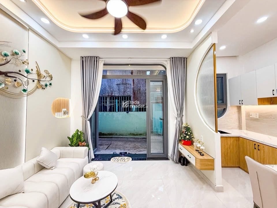 SÁT MT PHAN VĂN TRỊ, BÌNH THẠNH, 21M2 MỚI Ở NGAY. GIẢM 350TR CHỈ CÒN 5.2T TL