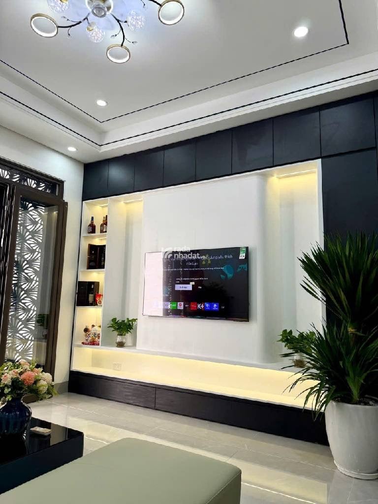 BÁN NHÀ NGỌC THUỴ LONG BIÊN - FULL NỘI THẤT XỊN 