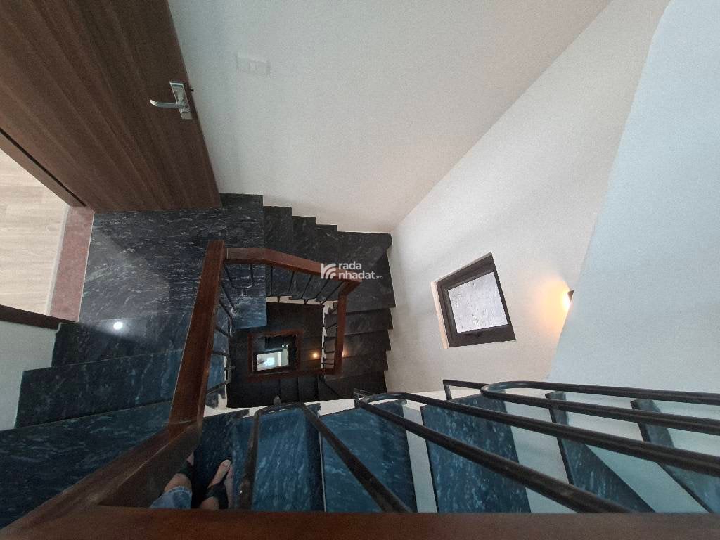 BÁN NHÀ NGỌC THUỴ LONG BIÊN - FULL NỘI THẤT XỊN 