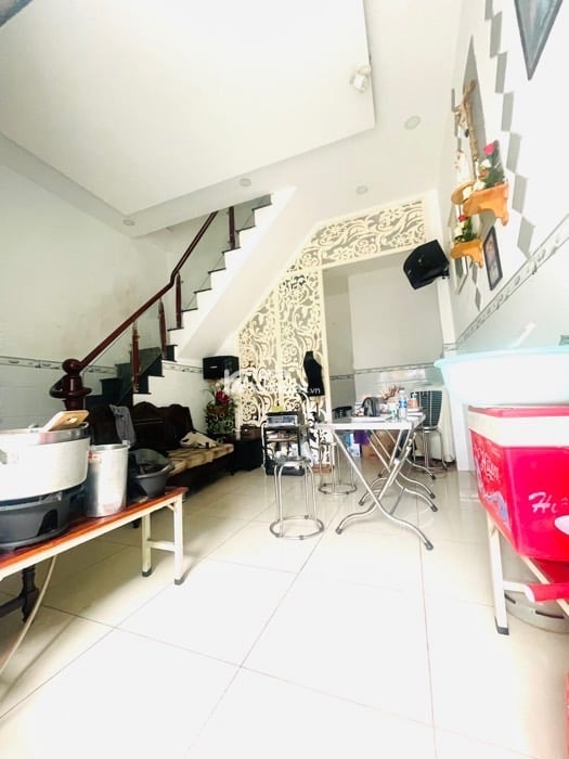 SÁT TÂN BÌNH, HẺM XE HƠI HOÀNG XUÂN NHỊ, TÂN PHÚ, 40M2 NGANG HIẾM CÓ. GIẢM 550TR CHỈ 6T TL 