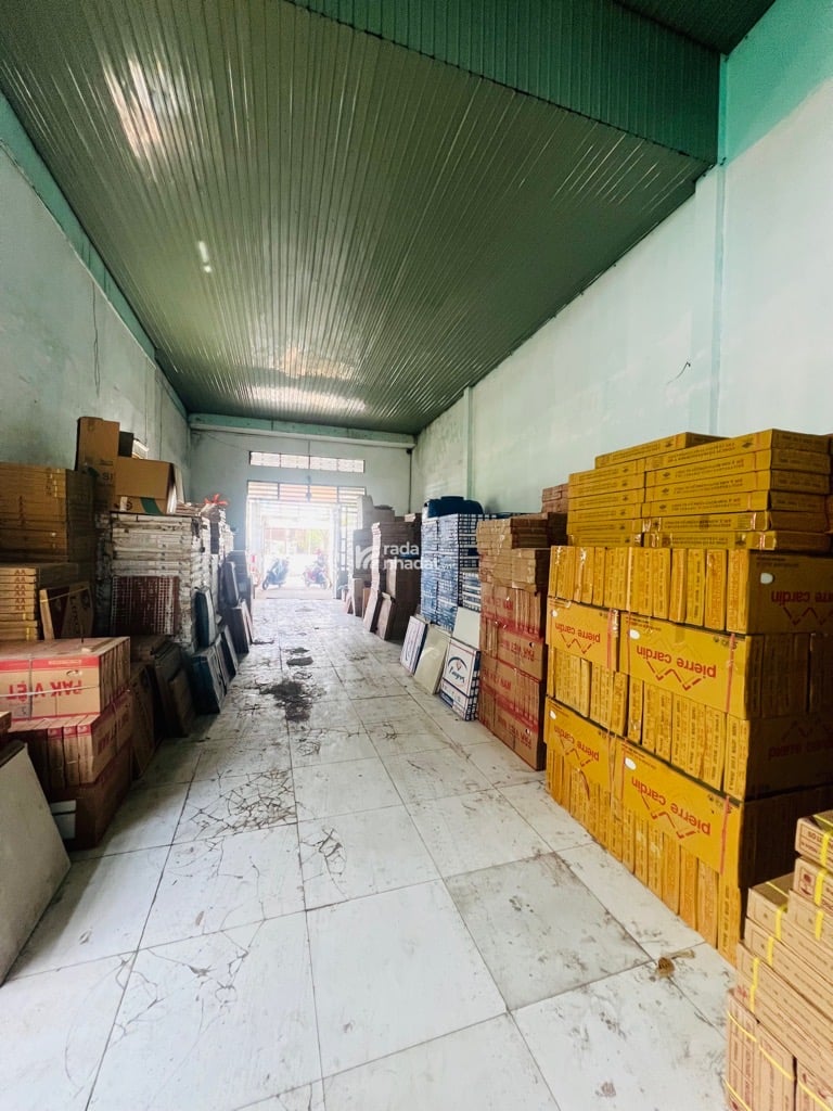 BÁN GẤP NHÀ XƯỞNG 264M2 - NGAY ĐẶNG THÚC VỊNH - HÓC MÔN- GIÁ CHỈ 24.6 TRIỆU/M2